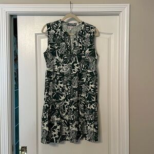 EUC- worn once-darling Sundry dress.